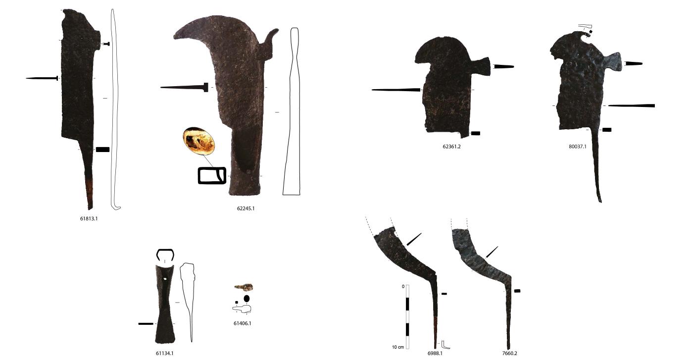Photos et dessins d'outils agricoles.